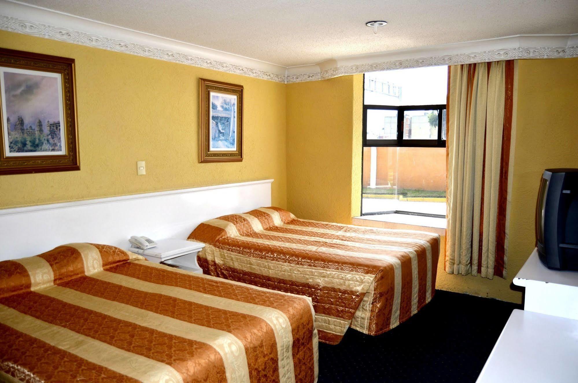Hotel San Jeronimo Inn Толука-де-Лердо Экстерьер фото